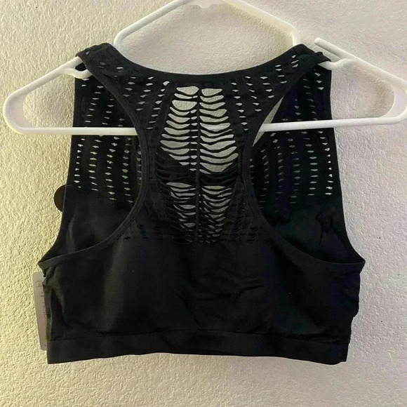 🆕Rene Rofe Seamless Cut Out Black Sport Bra🆕 - Picture 6 of 12
